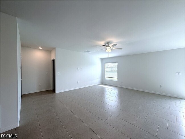 Building Photo - 17340 Cantu Ct