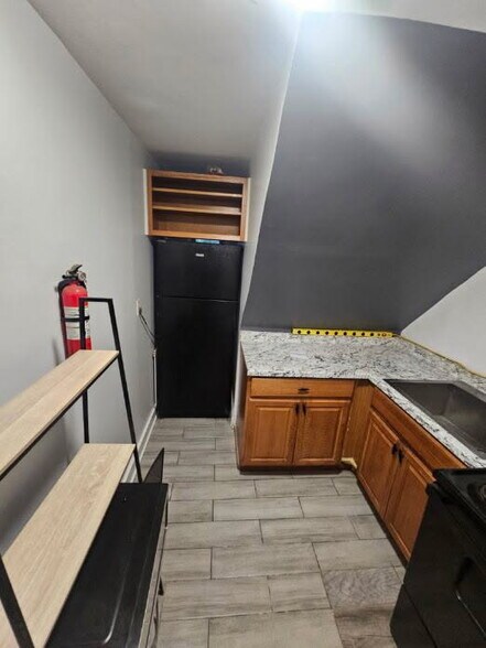 Building Photo - 24 N 18th St