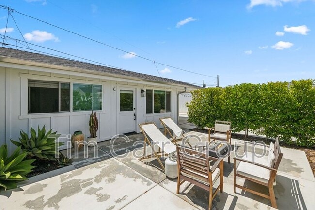 Building Photo - 243 E 20th St