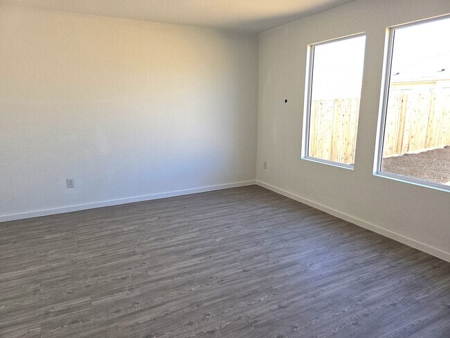 Building Photo - 9144 Luciano Pl