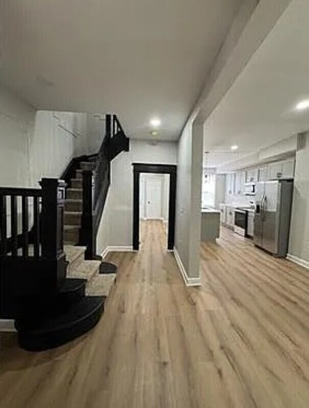 Building Photo - 2216 Whittier Ave