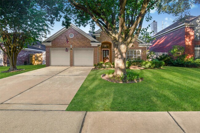 Building Photo - 1506 Forest Home Dr