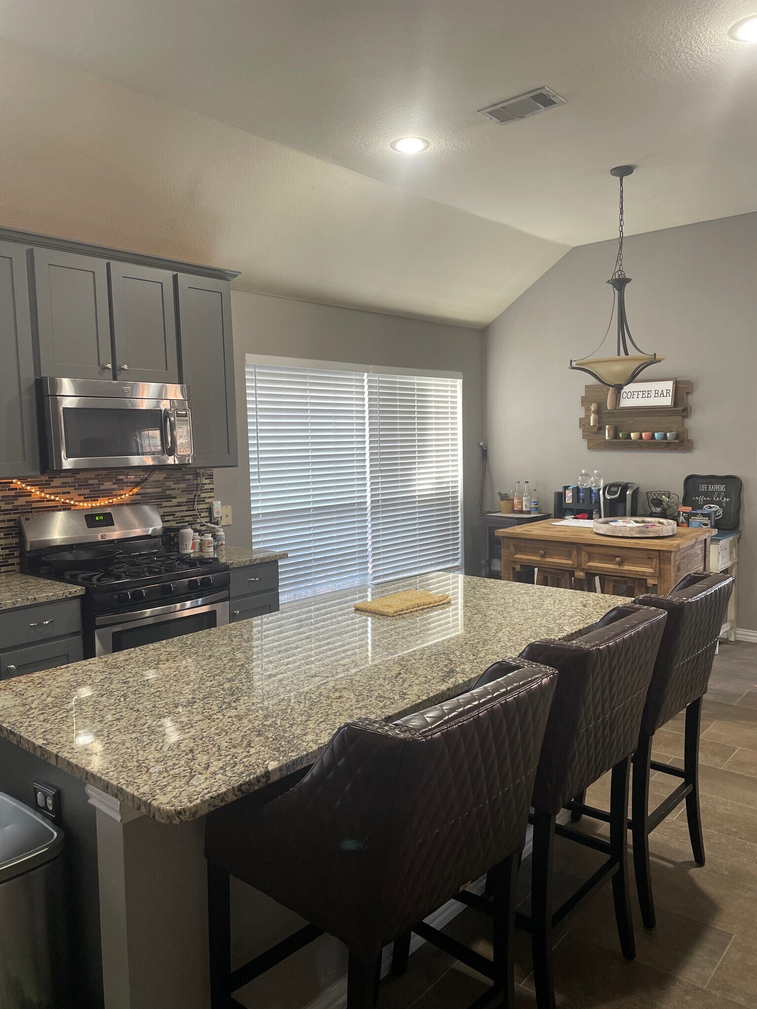 Building Photo - 3417 San Patricio Dr