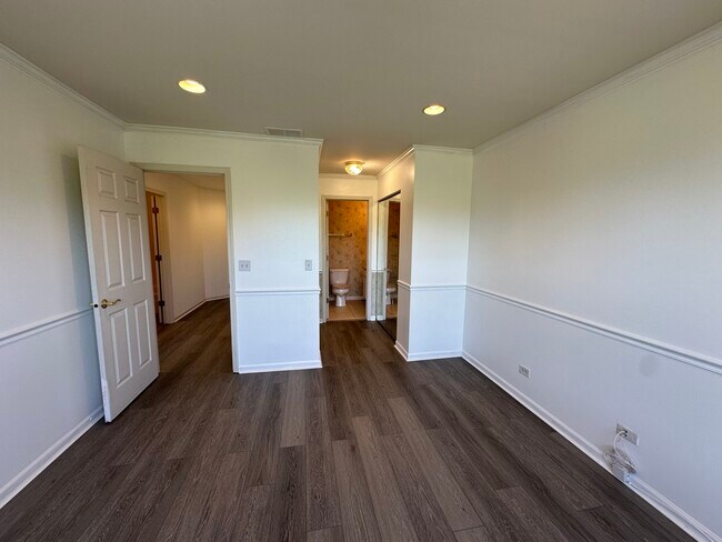 Building Photo - 31782 Pine View Blvd
