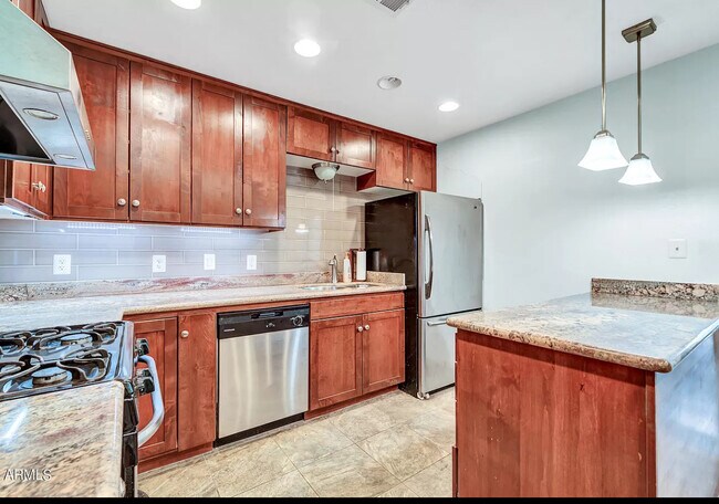 Building Photo - 3919 N 15th St