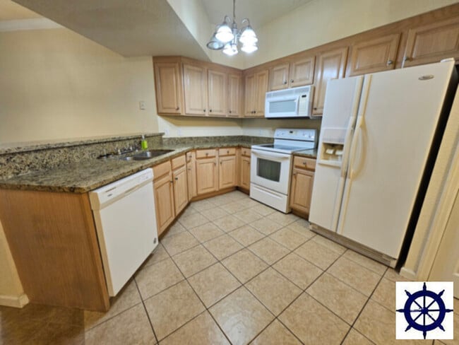 Building Photo - 6504 Bridgewater Way