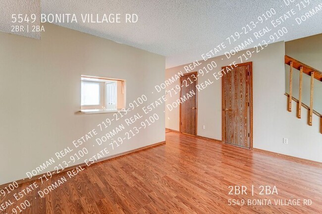 Building Photo - 5549 Bonita Village Rd