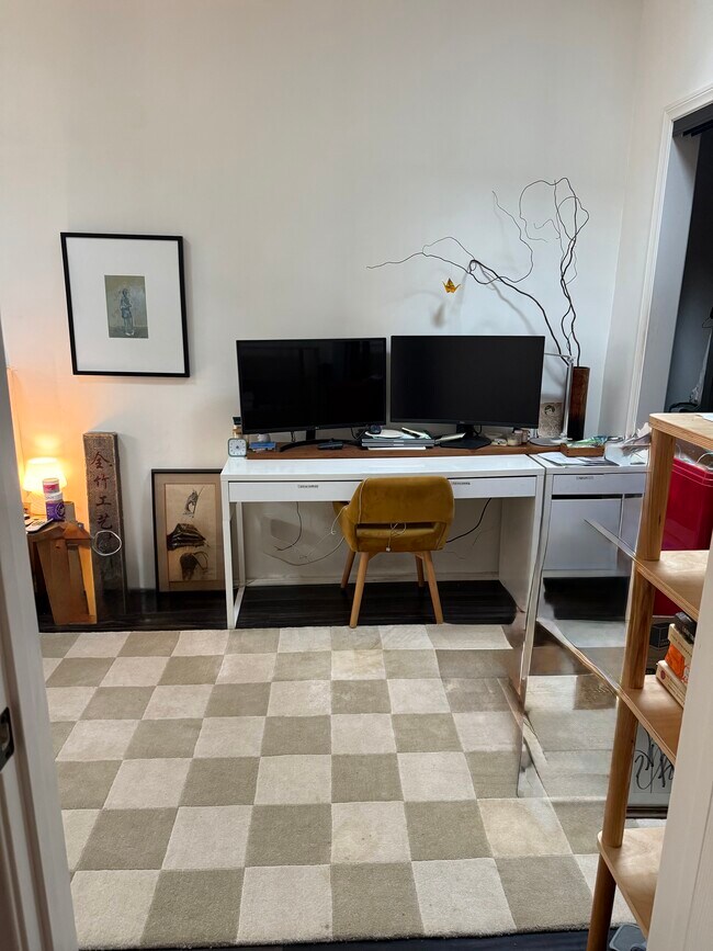 Building Photo - 1611 Talmadge St