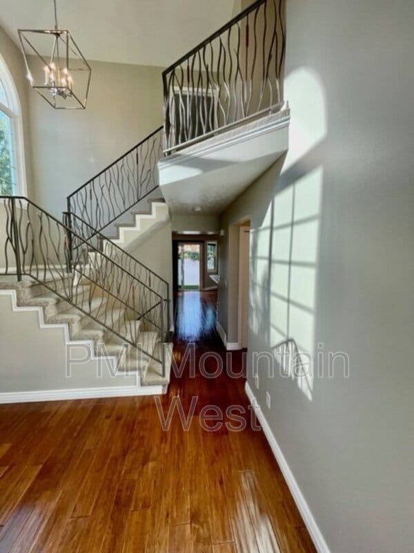 Building Photo - 499 N 200 W