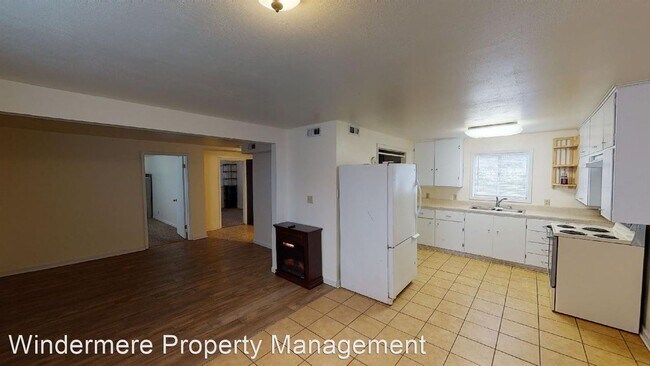 Building Photo - 2 br, 1 bath House - 1269 Melrose Street