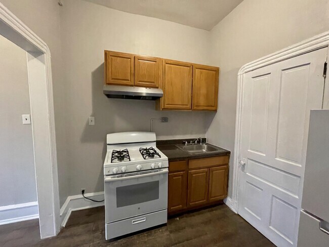 Building Photo - 1234 W Allegheny Ave