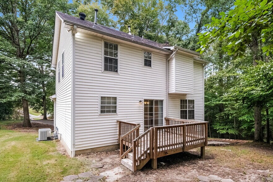 Building Photo - 6001 Colt Ridge Trail SE