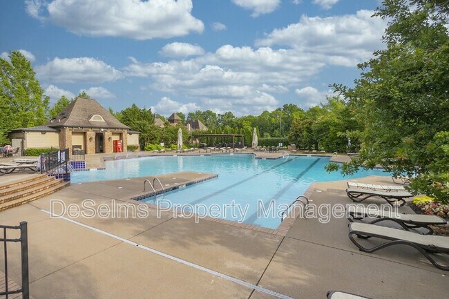 Building Photo - 3866 Somers Ln