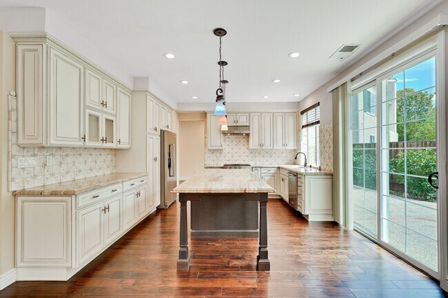 Building Photo - Luxury 5BR North San Jose Home | 2,680 Sq. Ft. | Minutes to BART, Levi's Stadium & Silicon Valley...