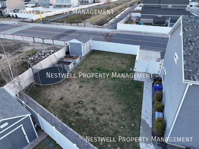 Building Photo - 1508 Waterfront Dr