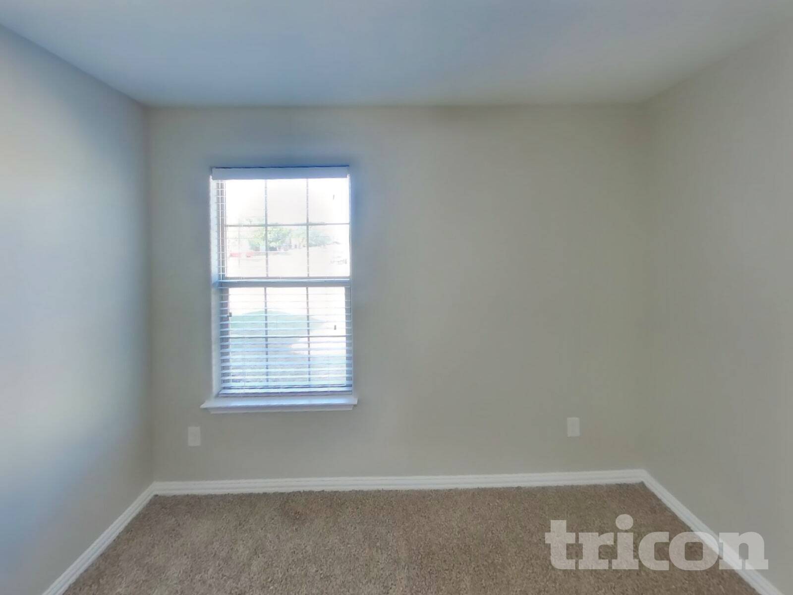 Building Photo - 429 Park Meadows Dr