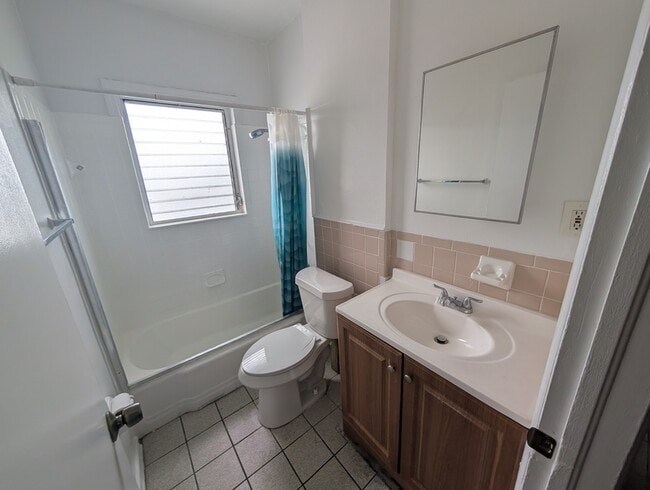 Building Photo - 407 Engman St