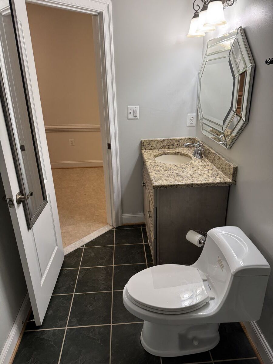 Building Photo - 6608 Edsall Rd