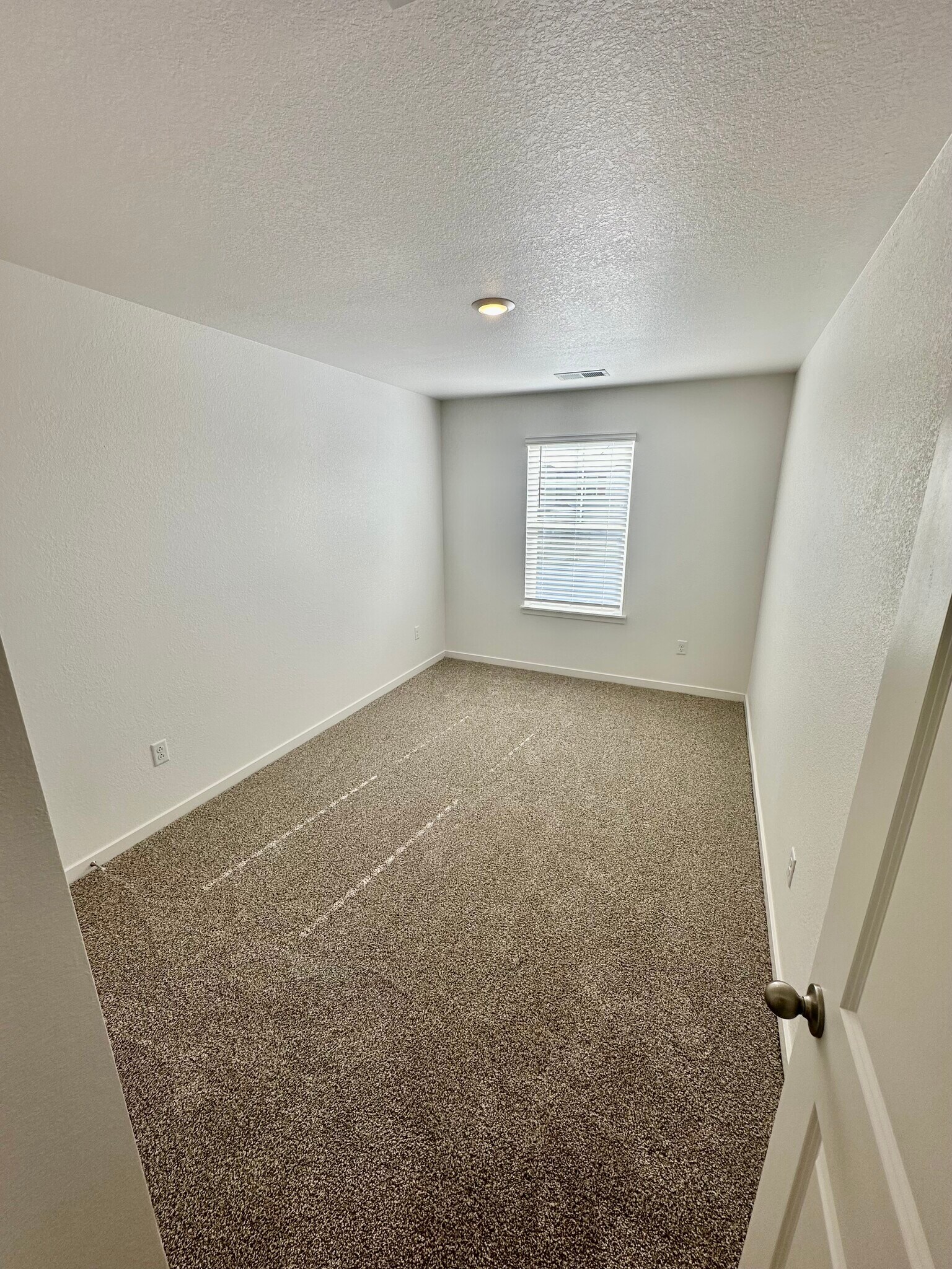 Building Photo - 4698 Combine Ln