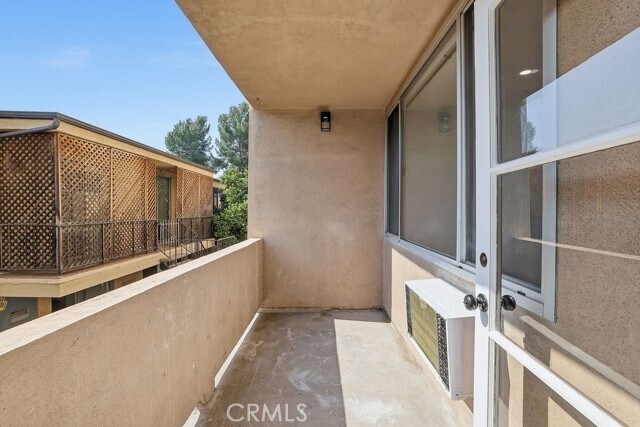 Building Photo - 17000 Burbank Blvd