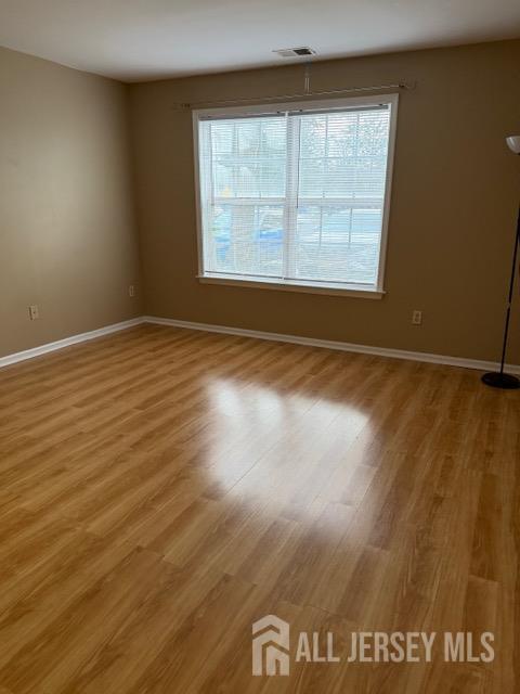 Building Photo - 513 Waterford Dr