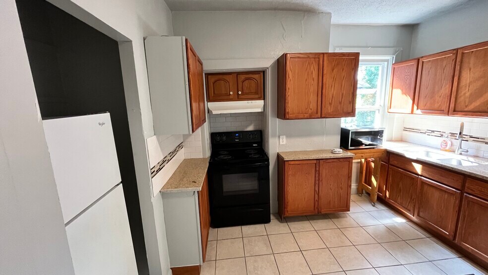 Building Photo - 5847 Nicholson St