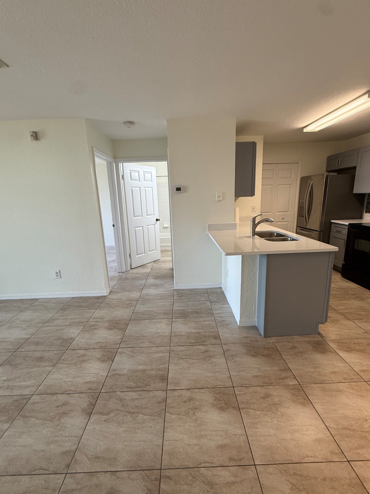 Building Photo - 7630 Pissarro Dr