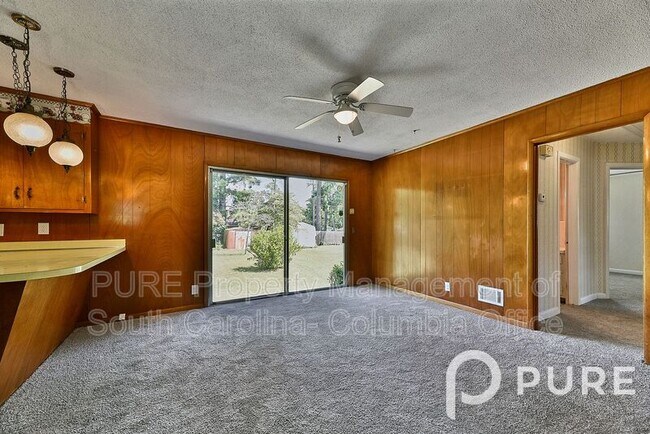 Building Photo - 5912 Barksdale Dr