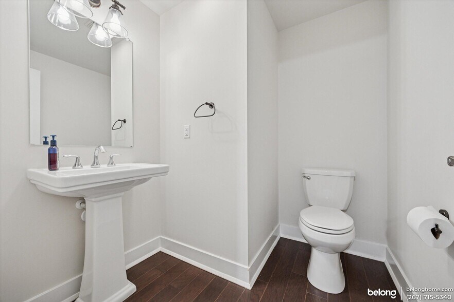 Building Photo - 113 Fleet Ct