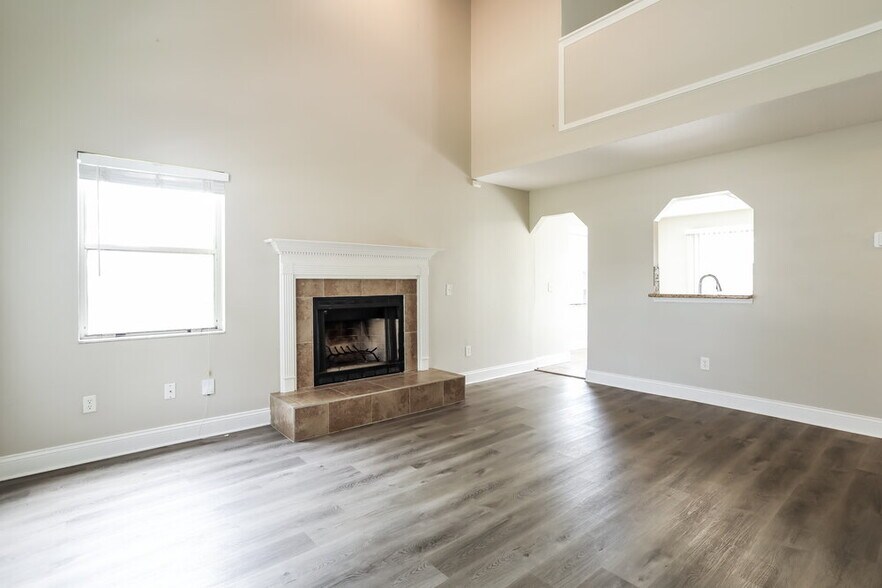 Building Photo - 7730 Allspice Cir W
