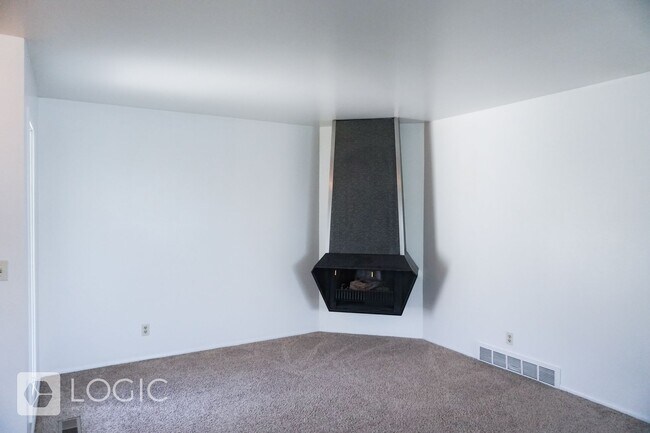 Building Photo - 2034/2038 S. 2600 E.