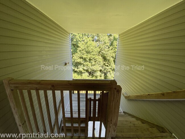 Building Photo - 200 Rural Hall-Germanton Rd