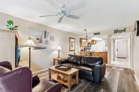 Building Photo - 600 Neapolitan Way