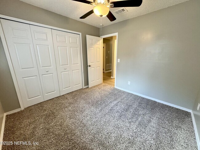 Building Photo - 3625 Lumberjack Way