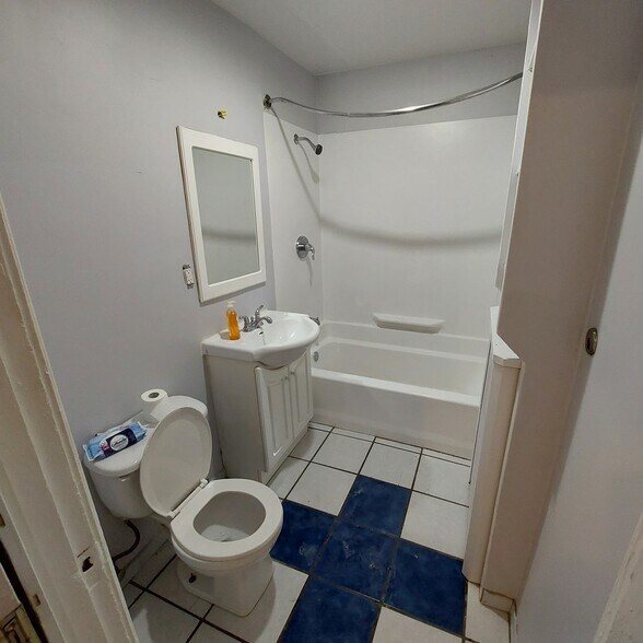 Bathroom - 46 Campfield Ave