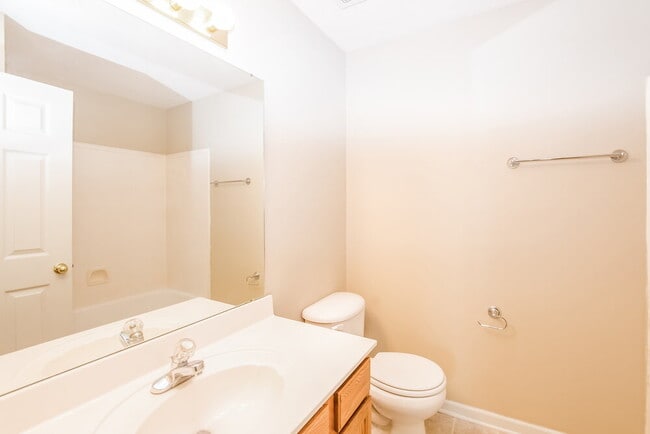 Building Photo - 2774 Java Dr