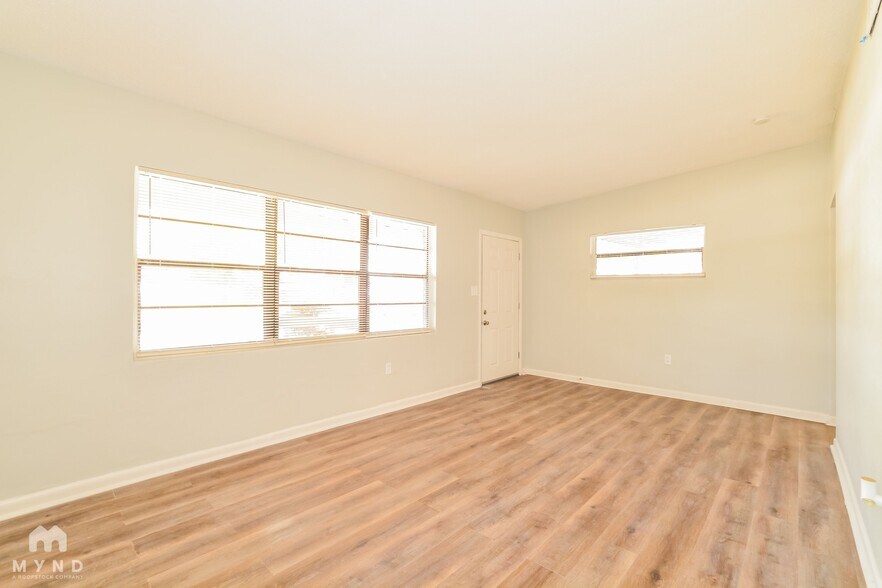 Building Photo - 1612 28th St