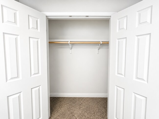 Building Photo - Available for Move-in June 10th!