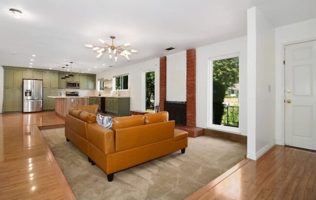 Building Photo - 3401 Calle Quebracho