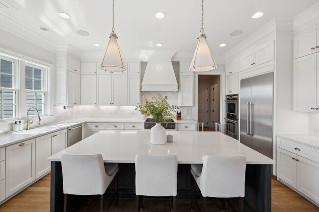 Building Photo - 8681 Belladonna Dr