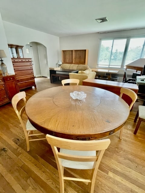 Dining area, fully furnished - 716 HIGHLAND AVE NW