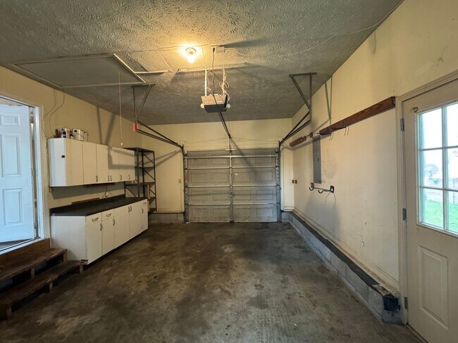 Building Photo - 292 Audrea Ln