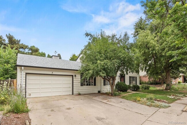Building Photo - 2912 Drakestone Dr