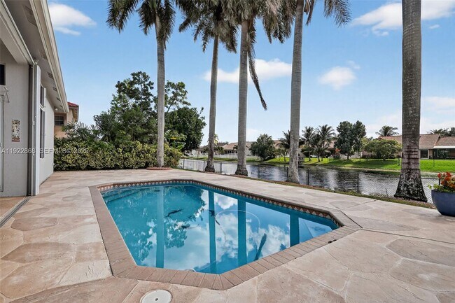 Building Photo - 16432 NW 12th St