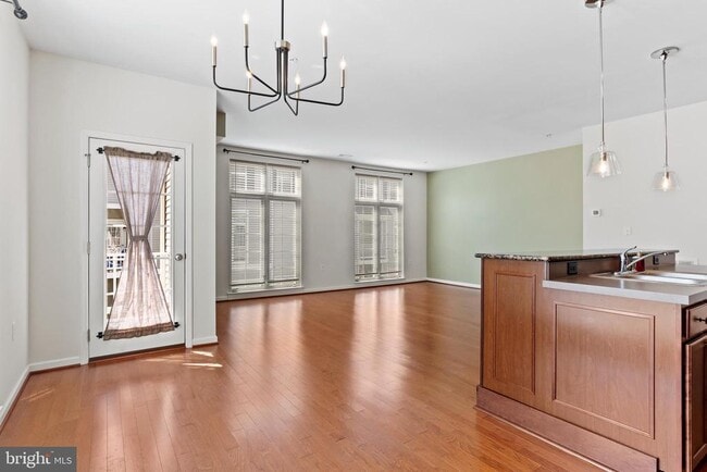 Building Photo - 3030 Meridian Cmns