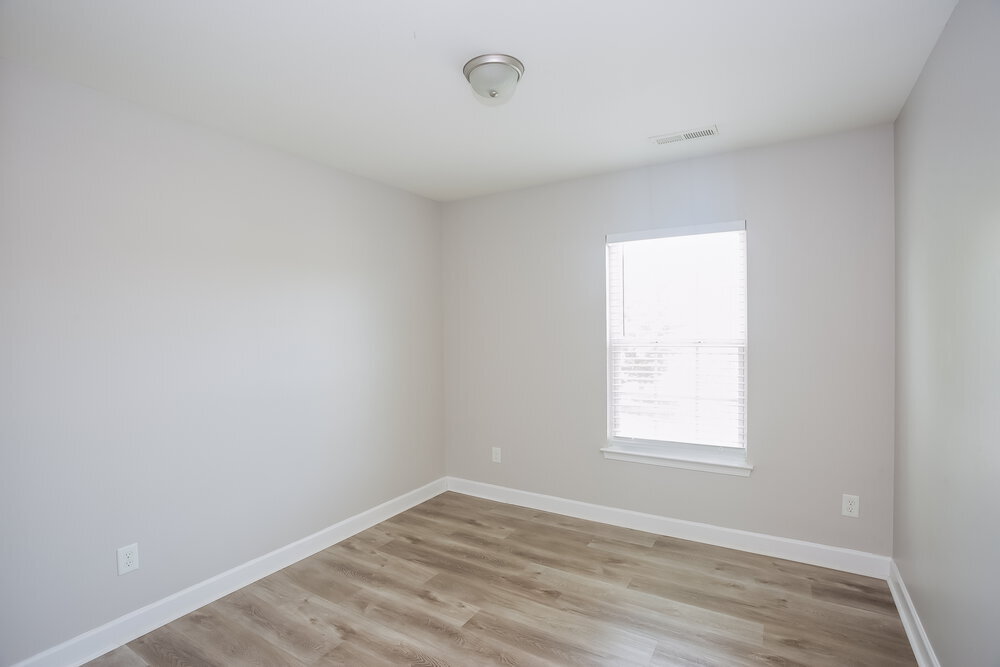 Building Photo - 1029 Ramsgate Dr SW