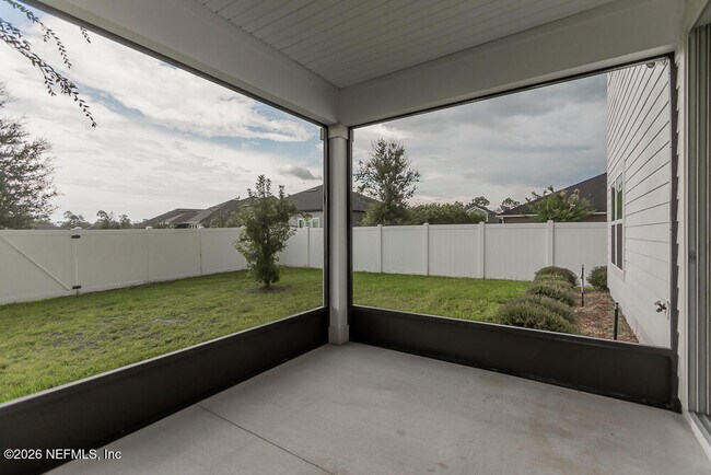 Building Photo - 1492 Autumn Pines Drive