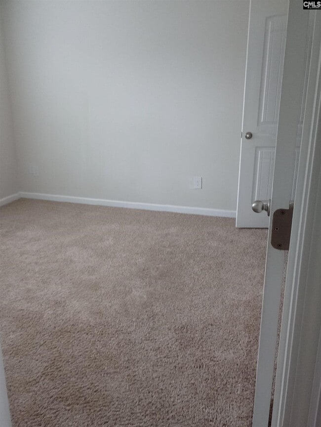 Building Photo - 21 Orchard Dr