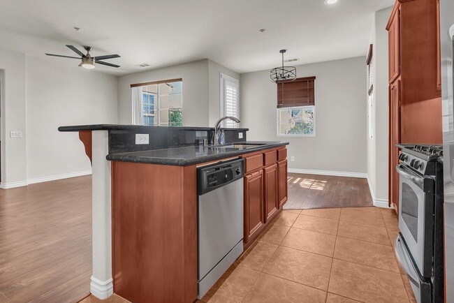 Building Photo - 31163 Lavender Ct