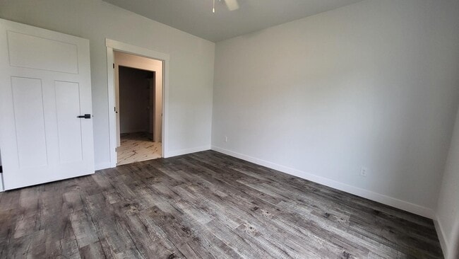 Building Photo - 36 N Swan St